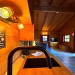 Chalet Ruhige Mit Seeblick In Zentraler Lage Mit Frisch Renovierter Kueche